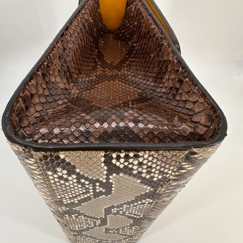 Gucci Python Medium Padlock Shoulder Bag - Picture 10 of 14